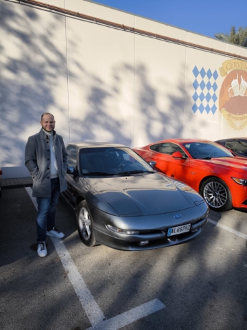 auto mustang triinu sirge heaolu mentor