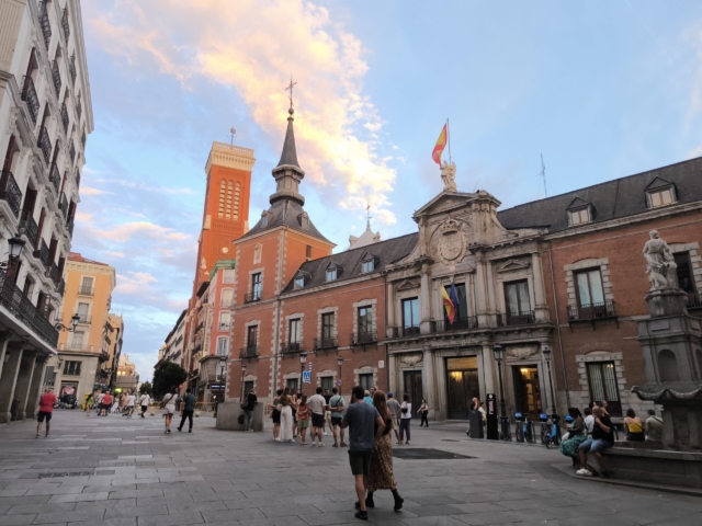 taroreader tarot taro koolitaja õpetaja triinu sirge heaolu mentor madrid hispaania spain eluümbermaailma